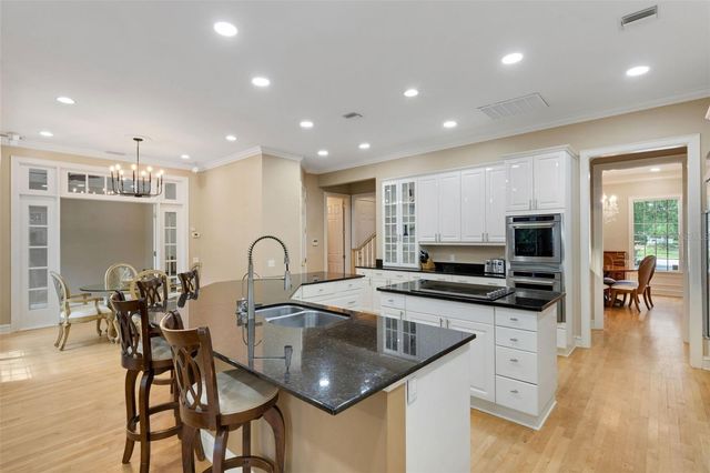 2984 JEFF MYERS CIRCLE, Sarasota, FL 34240