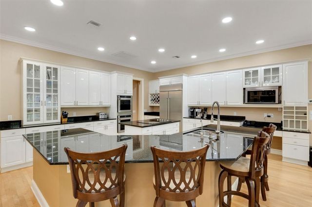 2984 JEFF MYERS CIRCLE, Sarasota, FL 34240