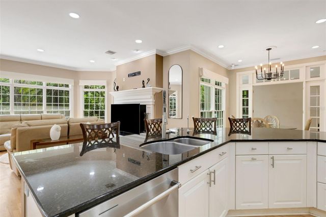 2984 JEFF MYERS CIRCLE, Sarasota, FL 34240