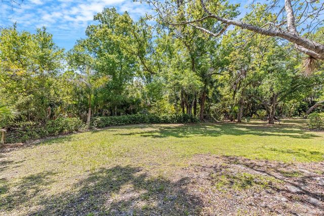 2984 JEFF MYERS CIRCLE, Sarasota, FL 34240