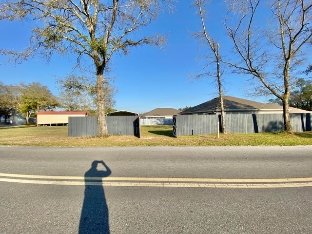 3101 Van Day Way, Crestview, FL 32539