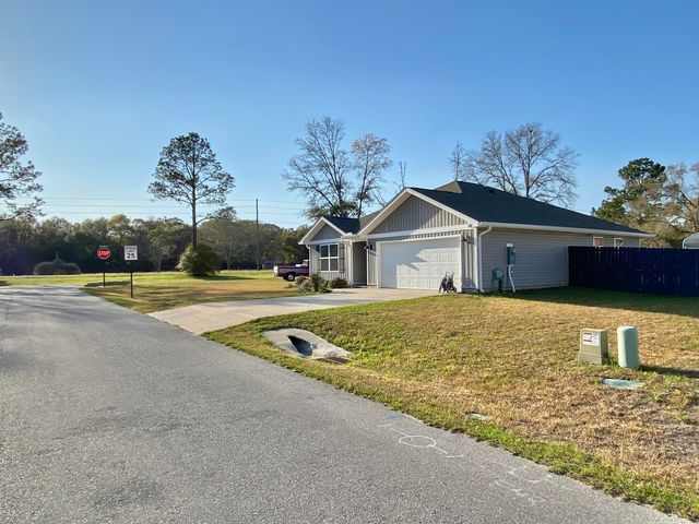 3101 Van Day Way, Crestview, FL 32539