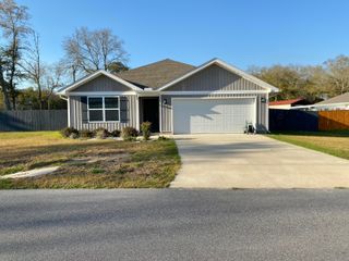 3101 Van Day Way, Crestview, FL 32539