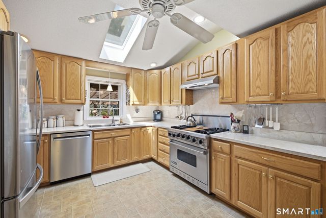 47 Willard Road, Manchester, CT 06042