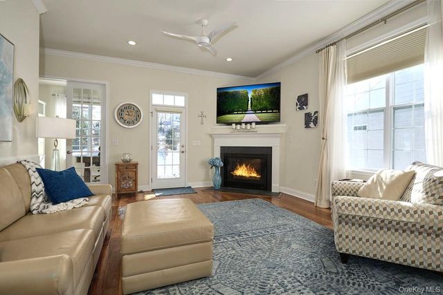 61 Farmington Road, Wappingers Falls, NY 12590