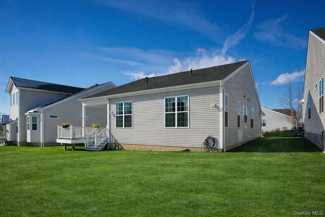 61 Farmington Road, Wappingers Falls, NY 12590