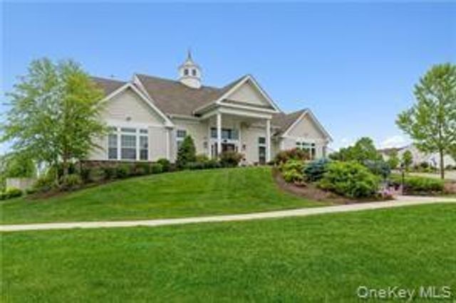 61 Farmington Road, Wappingers Falls, NY 12590