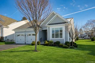 61 Farmington Road, Wappingers Falls, NY 12590