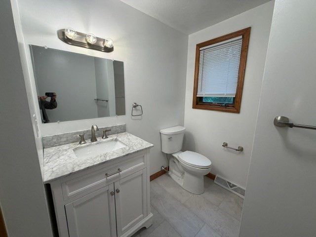 206 Comfort St 206, Bridgewater, MA 02324