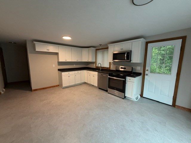 206 Comfort St 206, Bridgewater, MA 02324