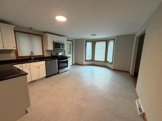 206 Comfort St 206, Bridgewater, MA 02324