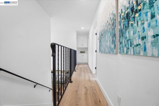 2276 Kemper Ave, Claremont, CA 91711