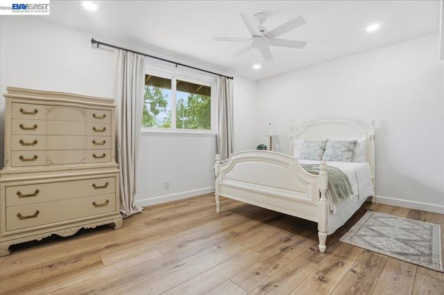 2276 Kemper Ave, Claremont, CA 91711