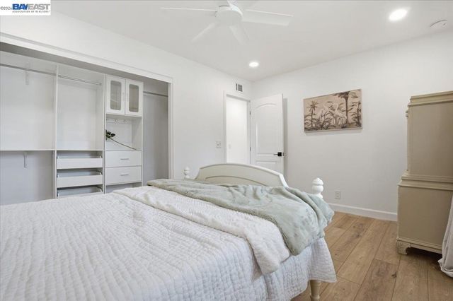 2276 Kemper Ave, Claremont, CA 91711