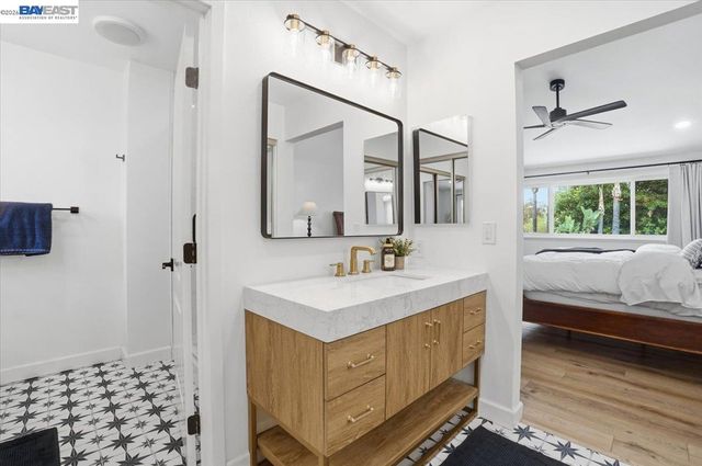 2276 Kemper Ave, Claremont, CA 91711