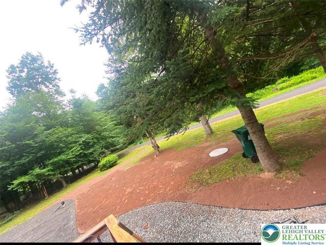 9379 Fairmount Way, Coolbaugh Twp, PA 18466