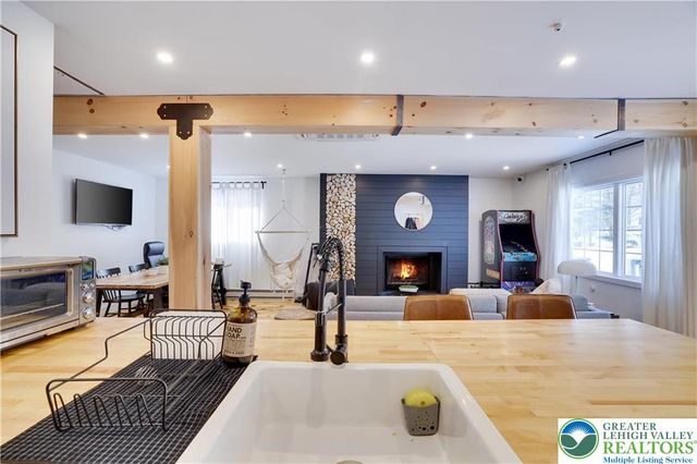 9379 Fairmount Way, Coolbaugh Twp, PA 18466