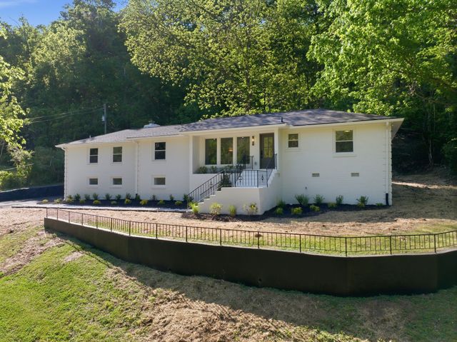 6538 Rolling Fork Dr, Nashville, TN 37205