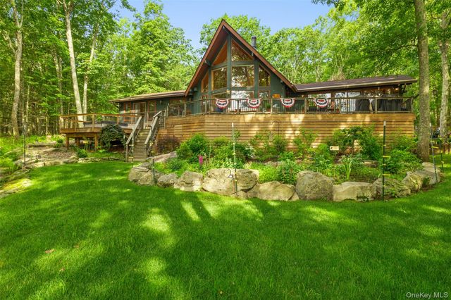 253 York Lake Estates Road, Barryville, NY 12719