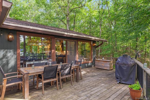 253 York Lake Estates Road, Barryville, NY 12719