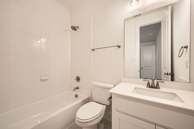 167 Sandie Drive, Rhome, TX 76078