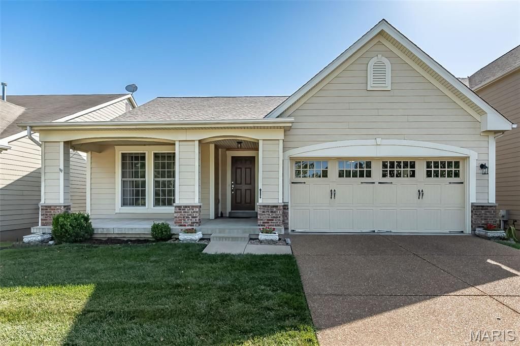 141 Venice Circle, St Peters, MO 63304