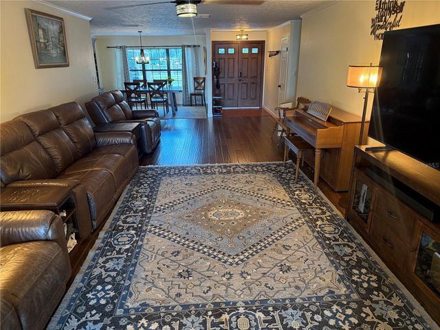 4232 COUNTY ROAD 400, Lake Panasoffkee, FL 33538