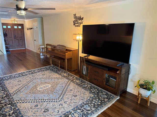 4232 COUNTY ROAD 400, Lake Panasoffkee, FL 33538