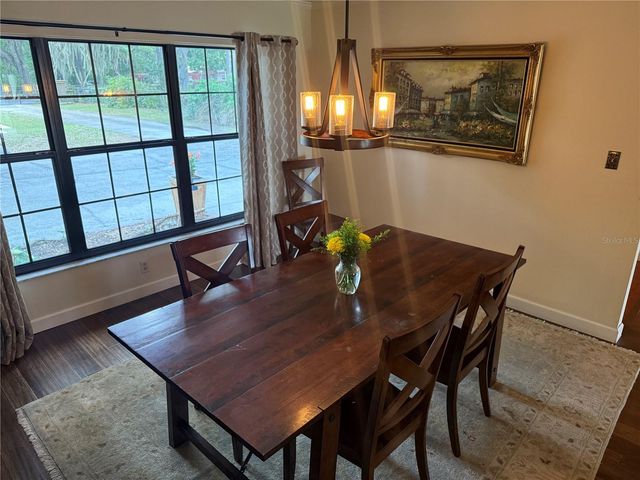 4232 COUNTY ROAD 400, Lake Panasoffkee, FL 33538