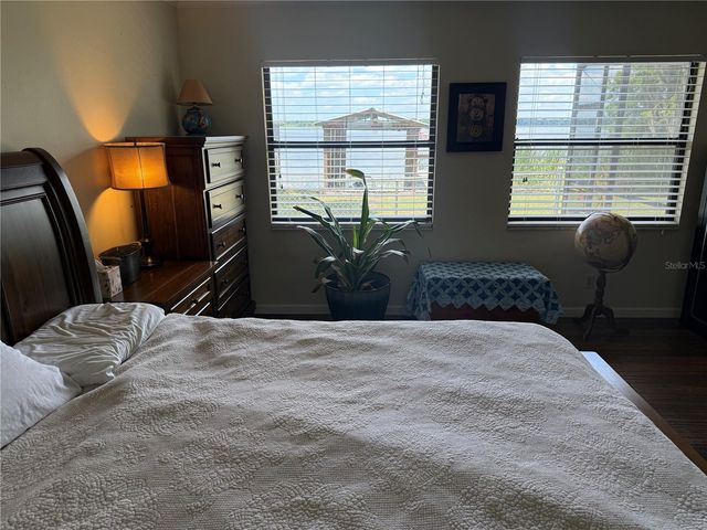 4232 COUNTY ROAD 400, Lake Panasoffkee, FL 33538