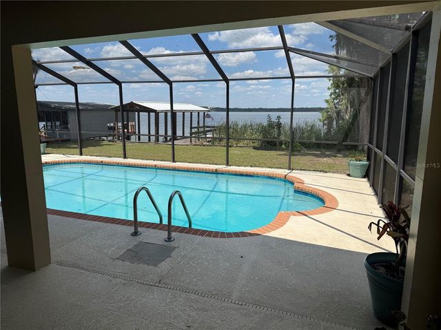 4232 COUNTY ROAD 400, Lake Panasoffkee, FL 33538