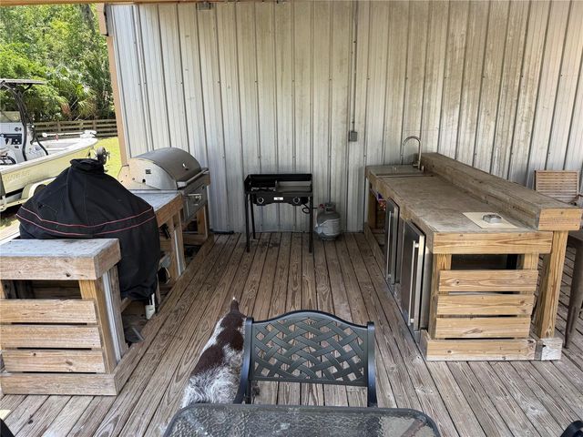 4232 COUNTY ROAD 400, Lake Panasoffkee, FL 33538