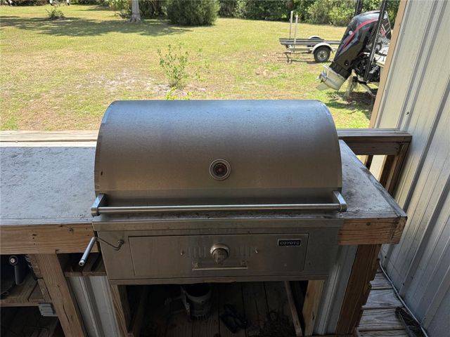 4232 COUNTY ROAD 400, Lake Panasoffkee, FL 33538