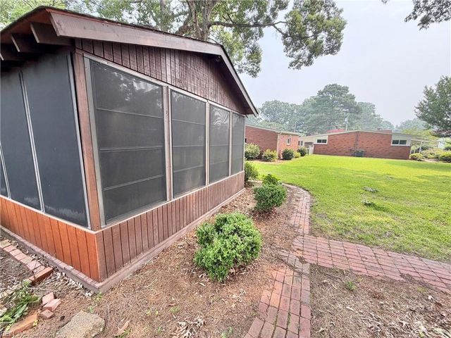 1212 Santeetlah Avenue, Chesapeake, VA 23325