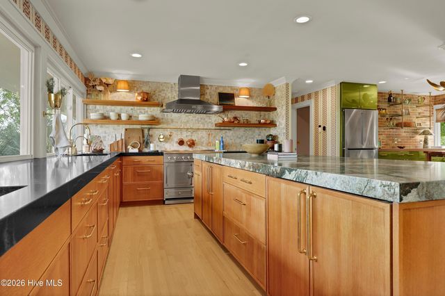 1839 Newkirk Road, Wilmington, NC 28409