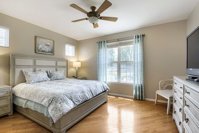 21235 Windsor Lake Lane, Crest Hill, IL 60403