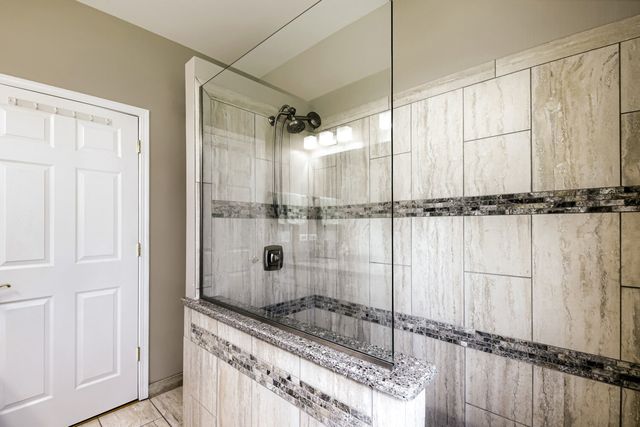 21235 Windsor Lake Lane, Crest Hill, IL 60403