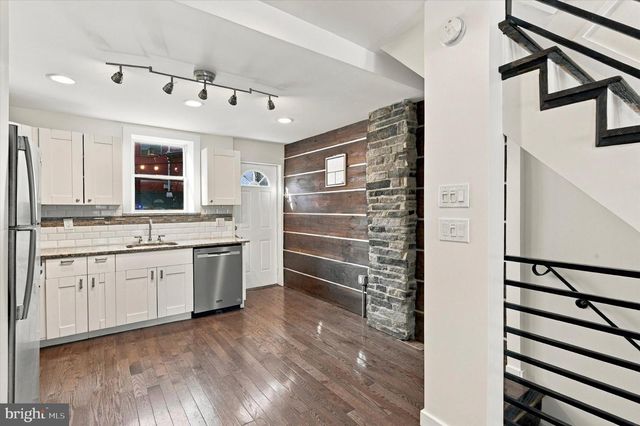 2254 GREENWICH ST, Philadelphia, PA 19146