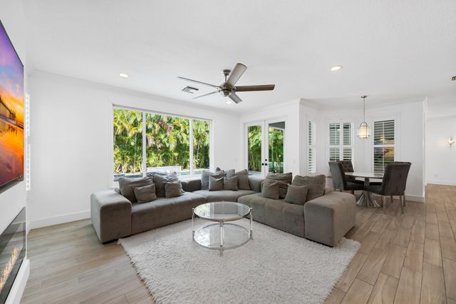 10560 Walnut Valley Drive, Boynton Beach, FL 33473