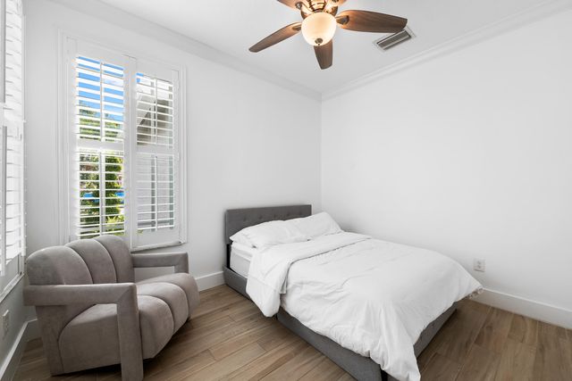 10560 Walnut Valley Drive, Boynton Beach, FL 33473