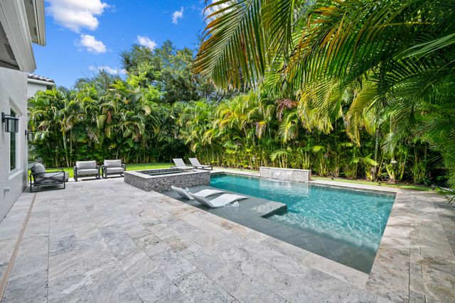 10560 Walnut Valley Drive, Boynton Beach, FL 33473
