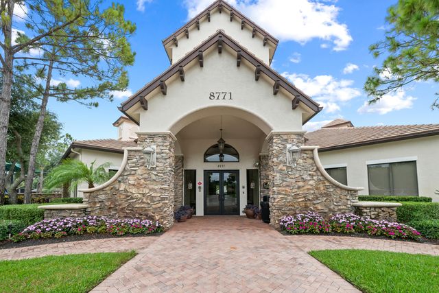 10560 Walnut Valley Drive, Boynton Beach, FL 33473