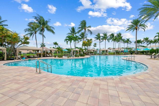 10560 Walnut Valley Drive, Boynton Beach, FL 33473