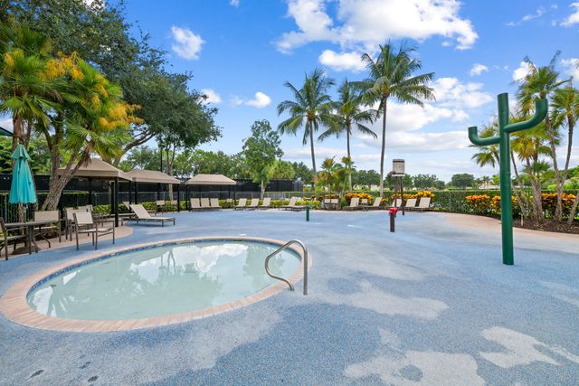 10560 Walnut Valley Drive, Boynton Beach, FL 33473