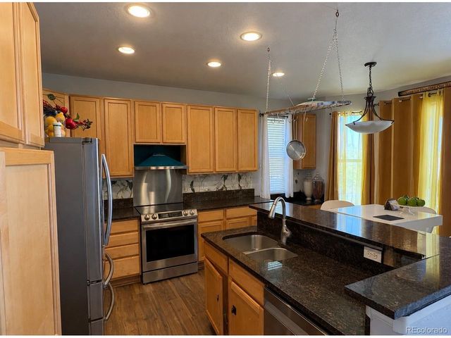 1414 S Haleyville St, Aurora, CO 80018