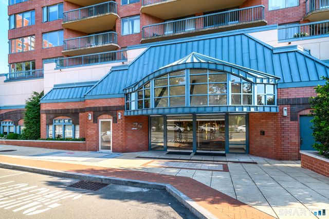 25 Forest Street 4F, Stamford, CT 06901