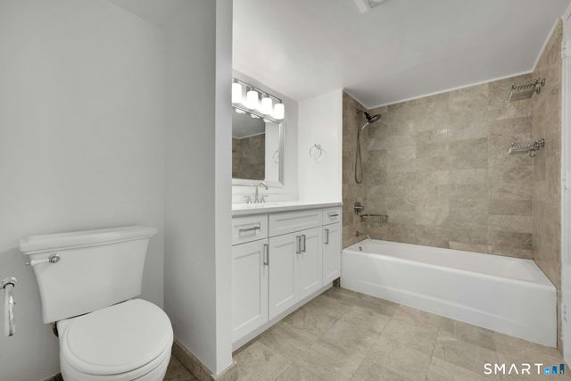 25 Forest Street 4F, Stamford, CT 06901