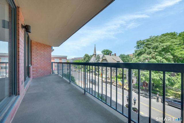 25 Forest Street 4F, Stamford, CT 06901