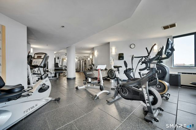 25 Forest Street 4F, Stamford, CT 06901