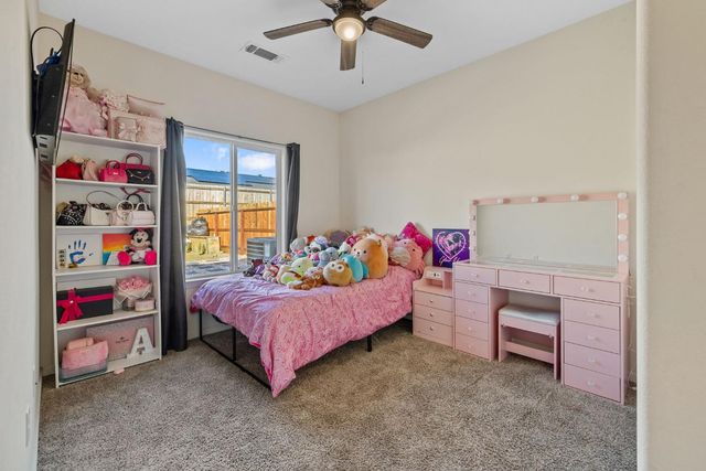 1237 E Orange St, Avenal, CA 93204